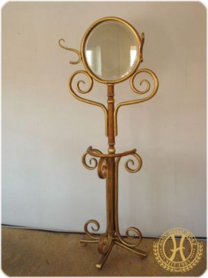 Bugholz Garderobe im Stile der Fa.Thonet