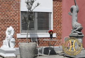 Gartengarnitur aus dem Cafe Cobenzl in Wien (Kahlenberg)