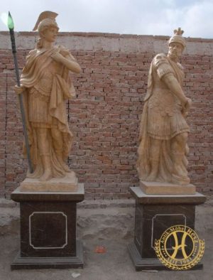 Historische Marmorfiguren