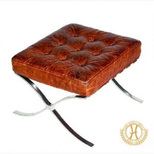 Hocker im Design der 30- iger Jahre