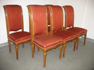 Satz von 4 Stühlen im Louis XVI Stil