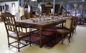 Bestuhlung Speisetafel