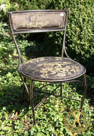 Zierlicher Chinoserie Stuhl